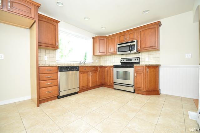 9516 Mertztown Road Mertztown, PA 19539 - Photo 5 of 19 Gallery Image 5