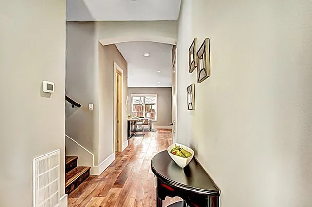 $2,500 | 4861 Benning Drive, Houston, TX 77035