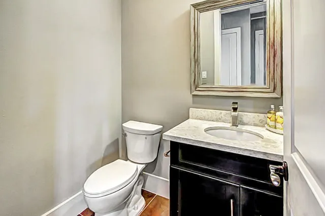 $2,500 | 4861 Benning Drive, Houston, TX 77035