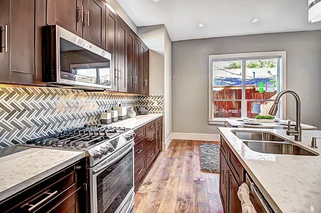 $2,500 | 4861 Benning Drive, Houston, TX 77035