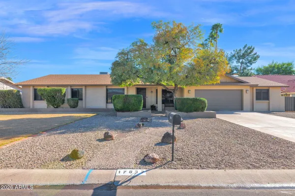 $825,000 | 17837 North 75th Drive, Glendale, AZ 85308