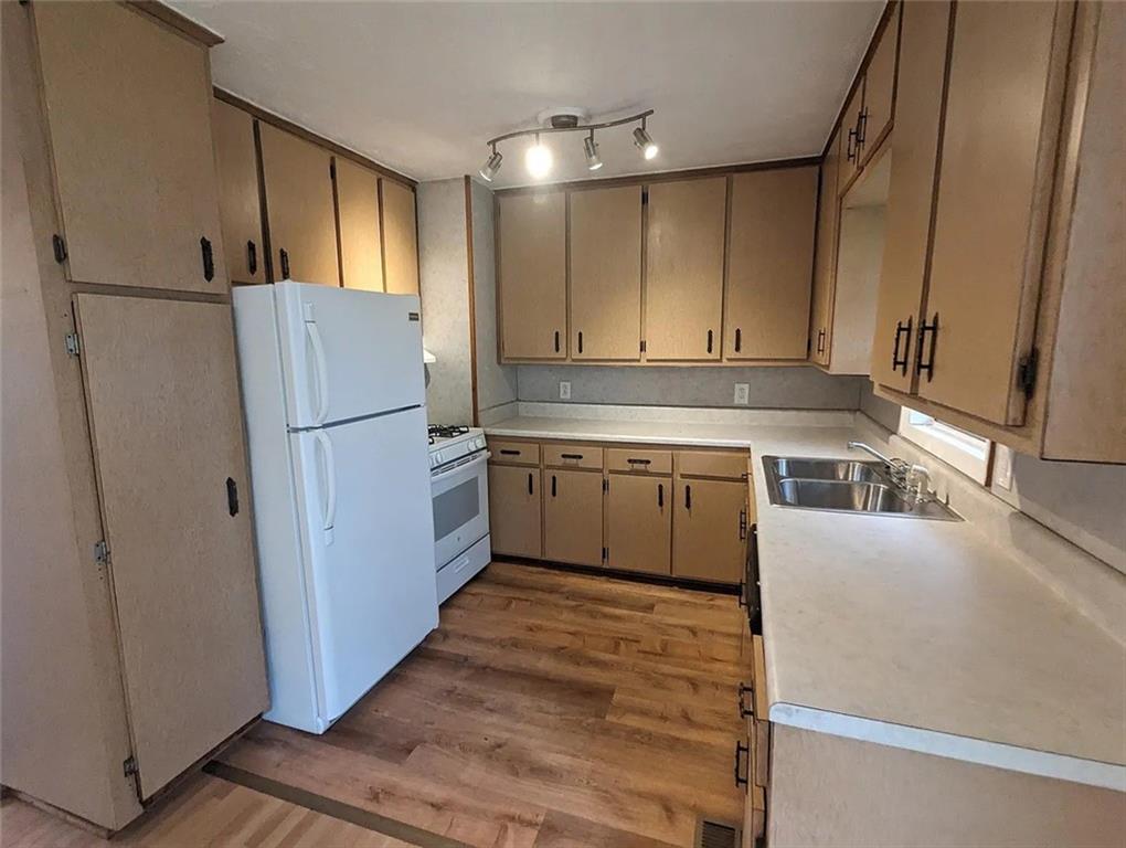 4206 Old Rock Cut Road Conley, GA 30288 - Photo 7 of 16