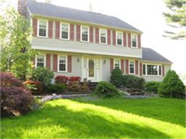 73 Dr Braley Road Freetown, MA 02717 - Photo 3 of 13 Gallery Image 3