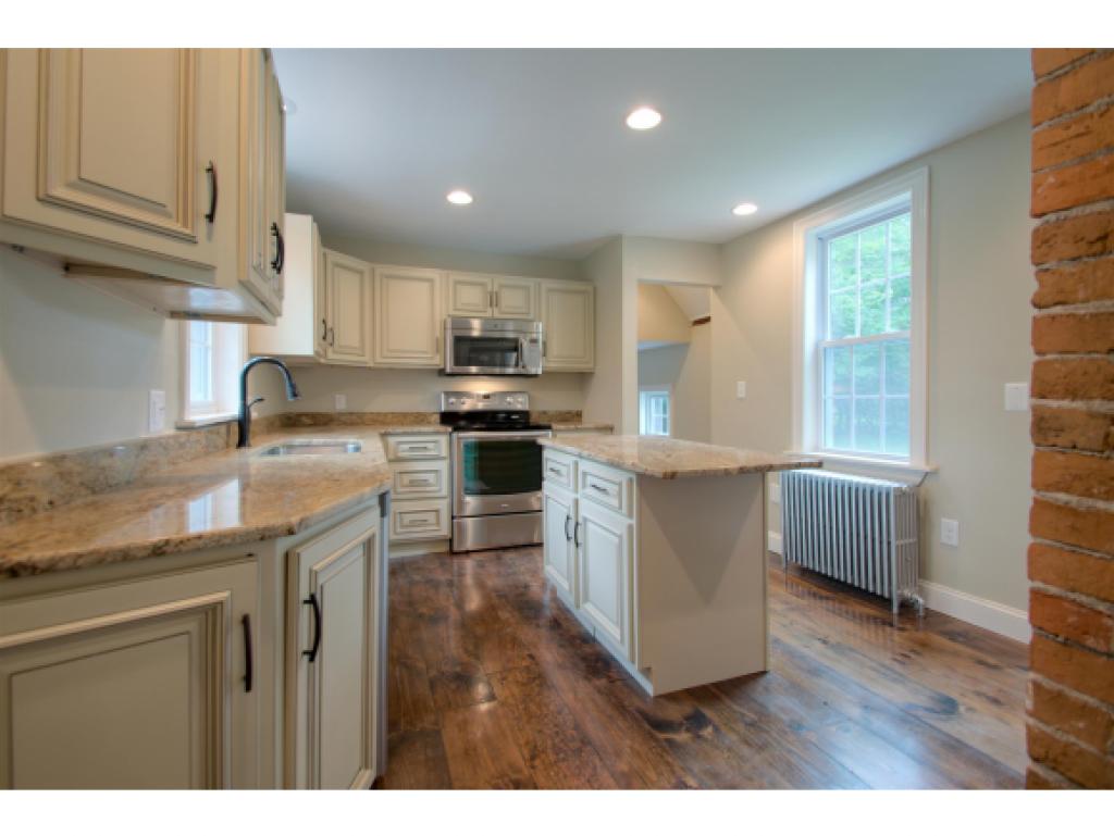 172 Mill Road Hampton, NH 03842 - Photo 3 of 28
