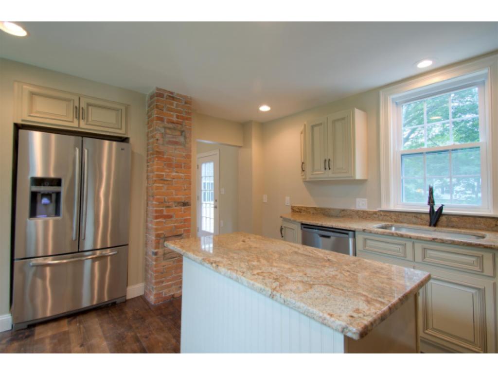 172 Mill Road Hampton, NH 03842 - Photo 4 of 28