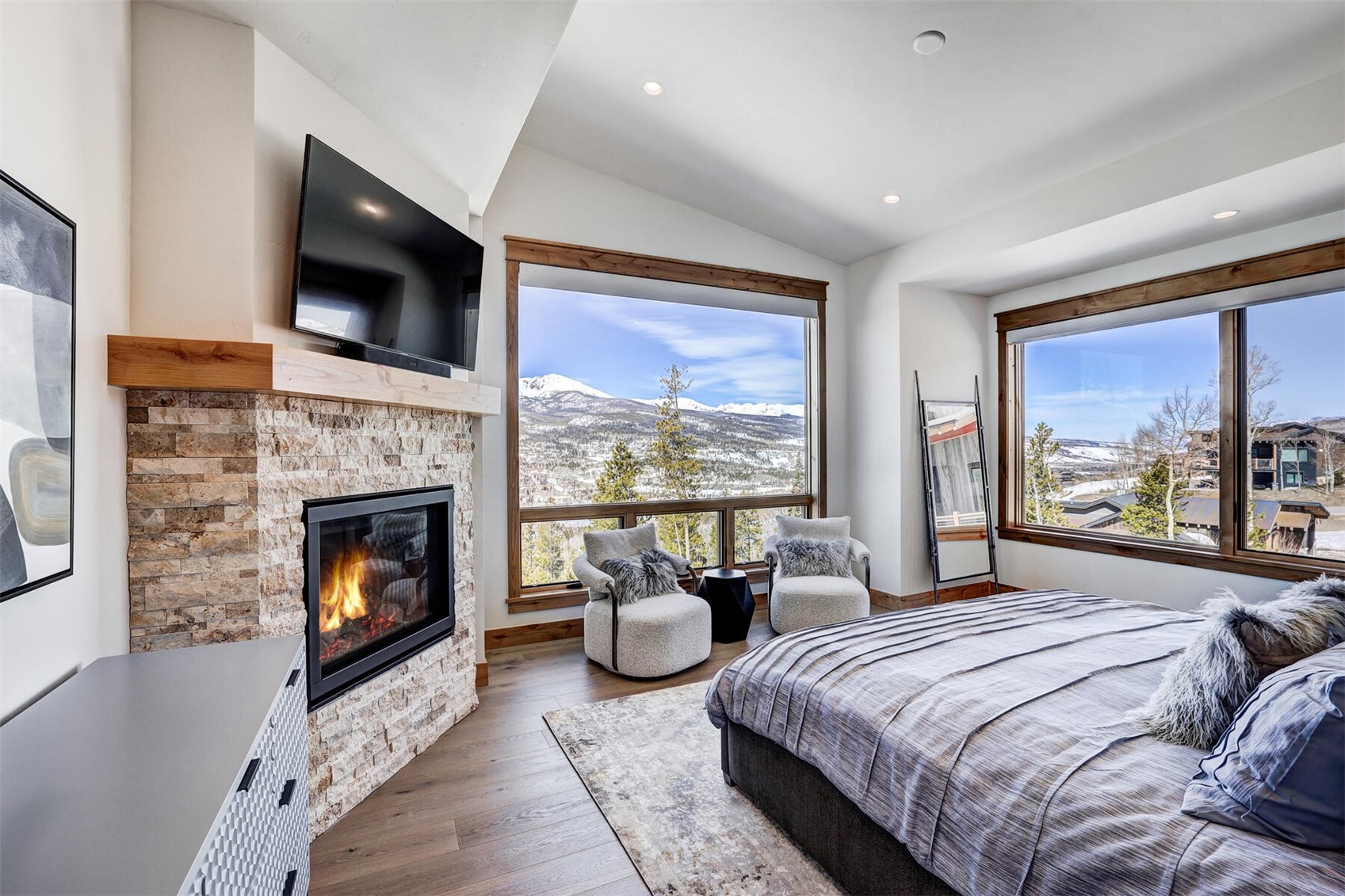 386 Angler Mountain Ranch Road South Silverthorne, CO 80498 - Photo 12 of 43 Primary Bedroom - incredible views!