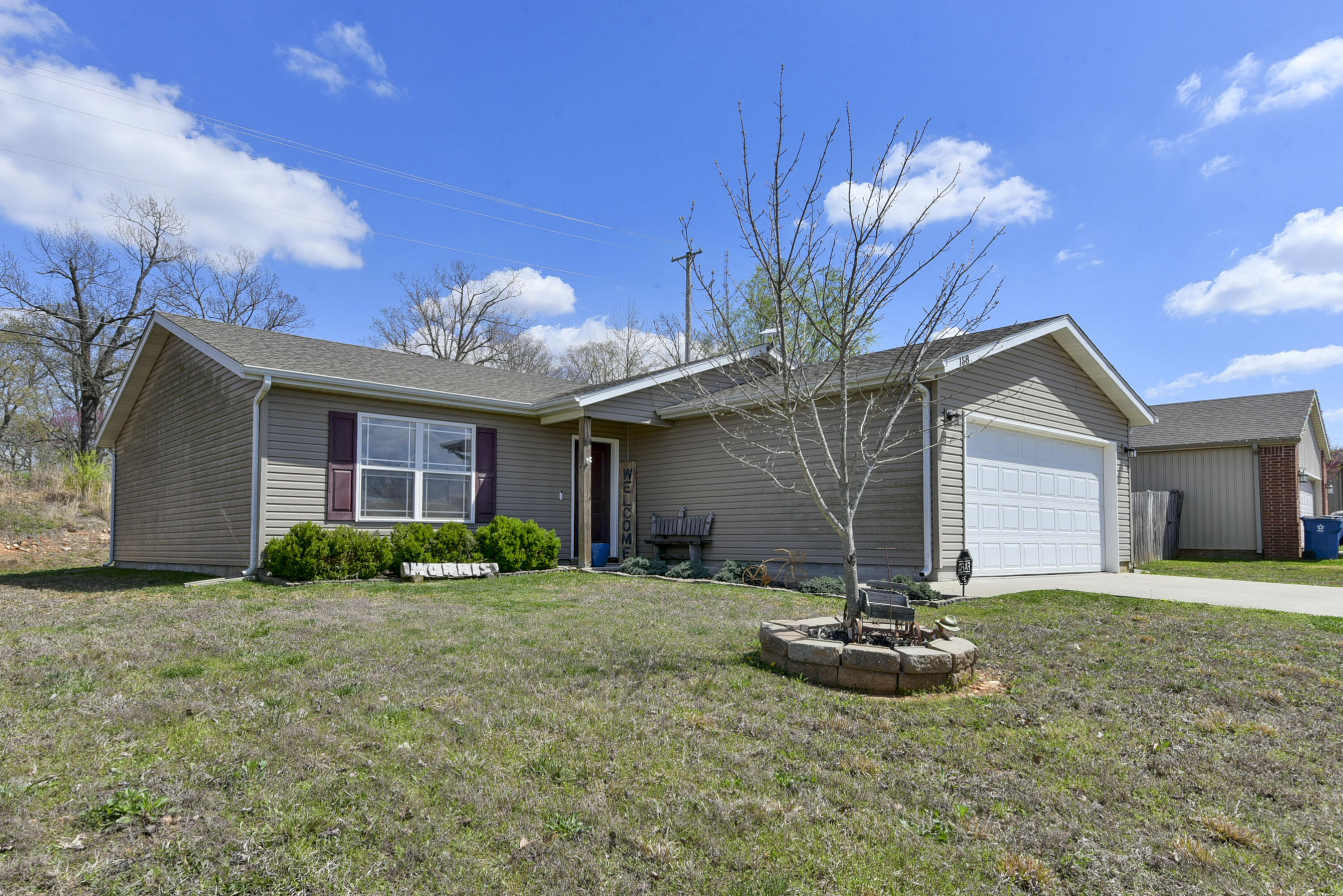 158 Echo Valley Circle Reeds Spring, MO 65737 - Photo 1 of 1 DSC_8053