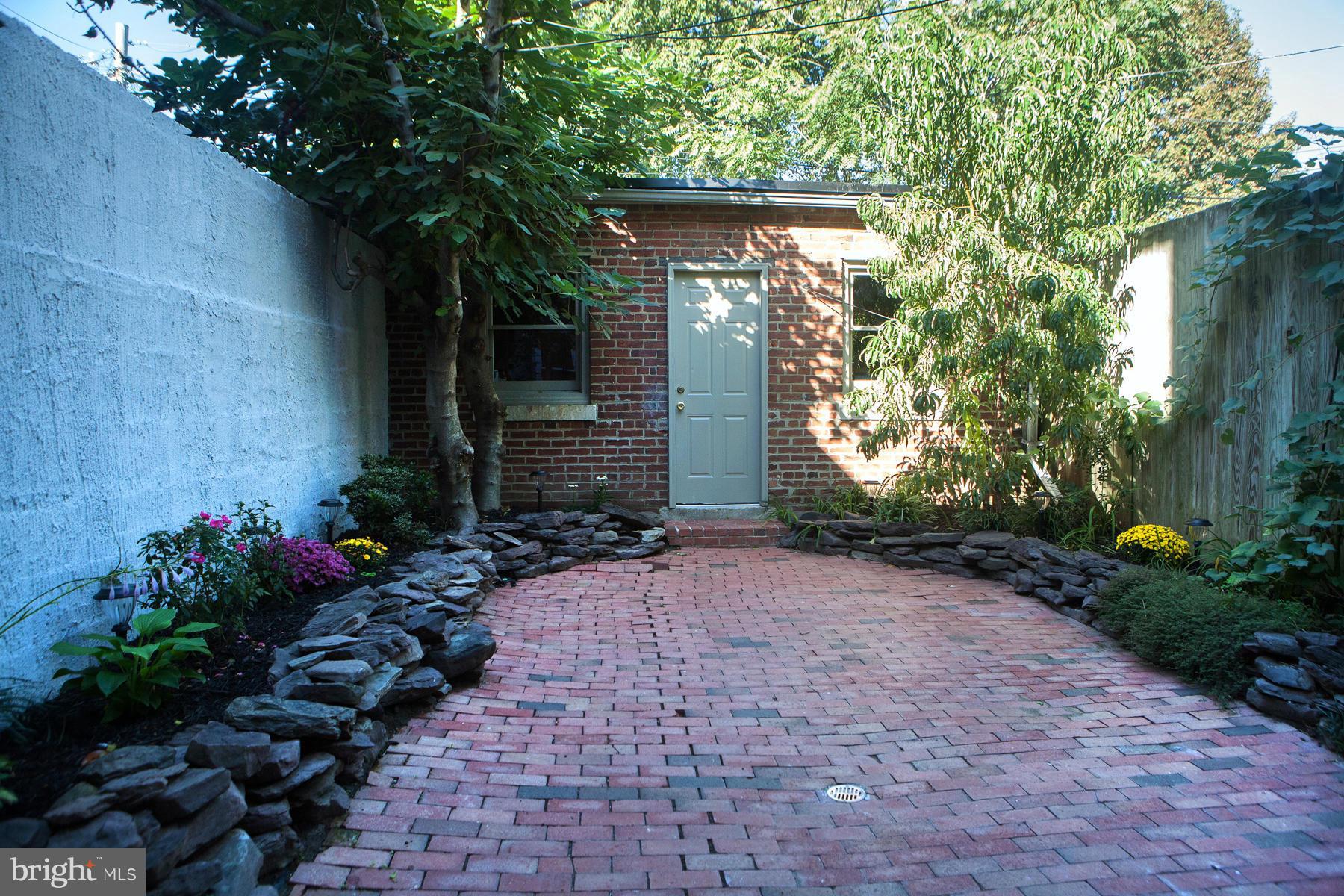 226 11th Street Northeast Washington, DC 20002 - Photo 14 of 30 Rear Patio West