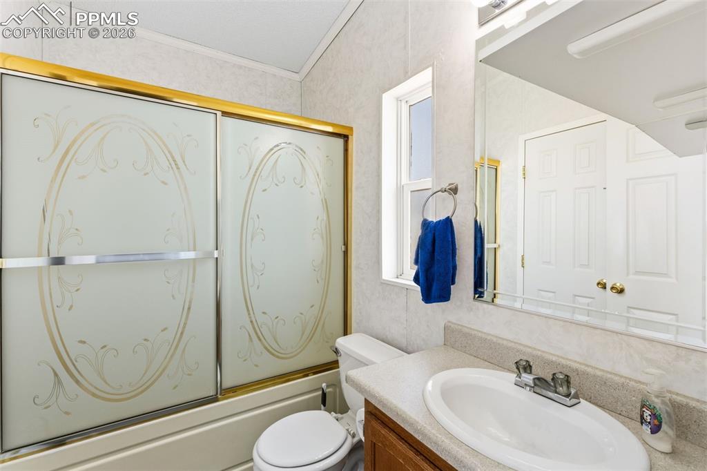 27560 Mid Jones Road Calhan, CO 80808 - Photo 22 of 34 Hall Bathroom