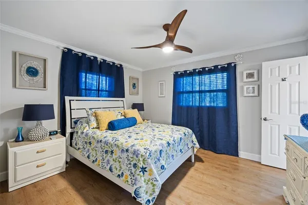 $3,850 | 3596 Beach Drive Southeast, St. Petersburg, FL 33705