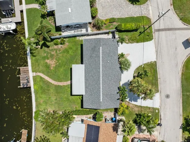 $4,200 | 3596 Beach Drive Southeast, St. Petersburg, FL 33705