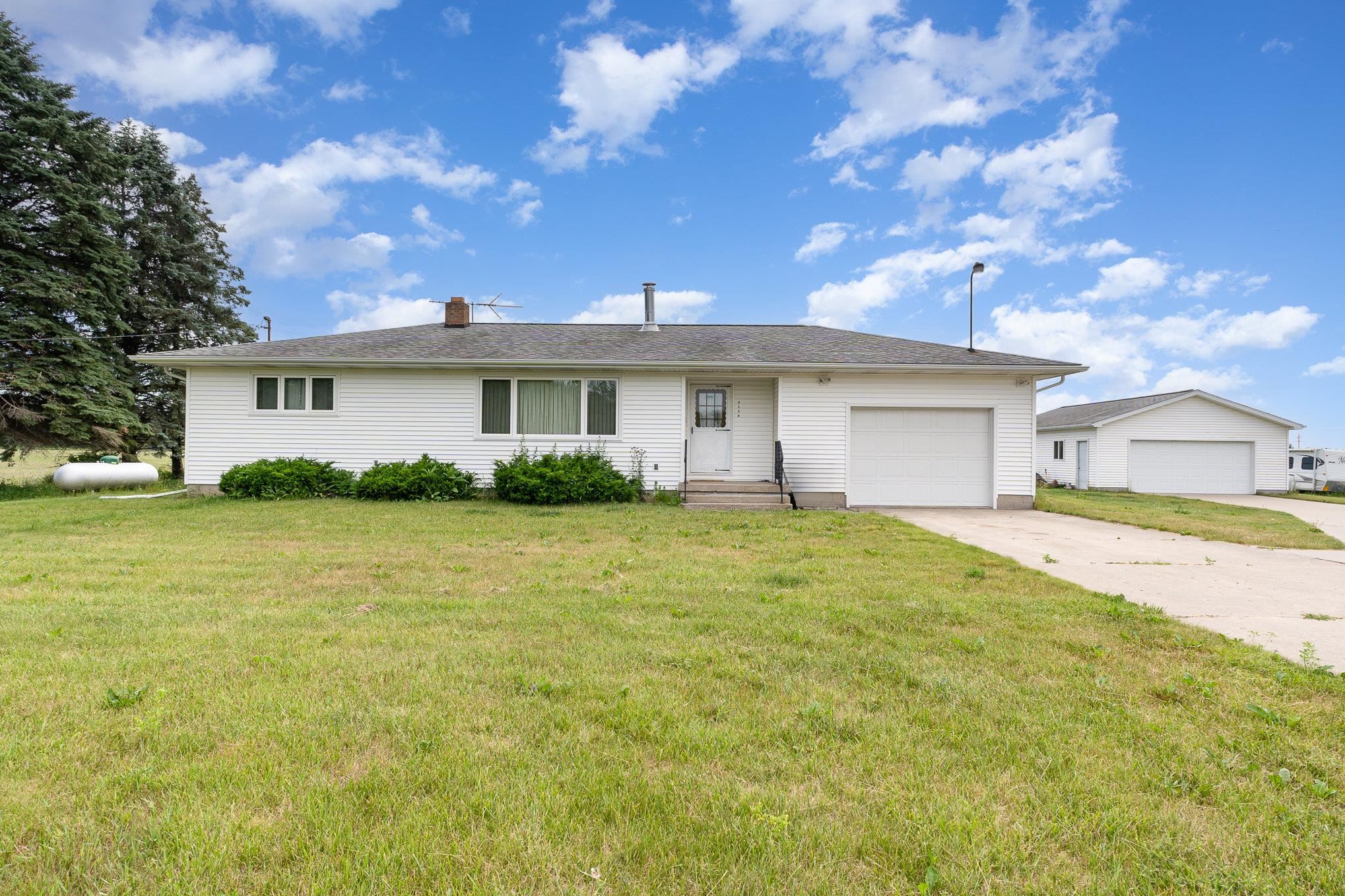 3136 North 7 Mile Road Pinconning, MI 48650 - Photo 1 of 20