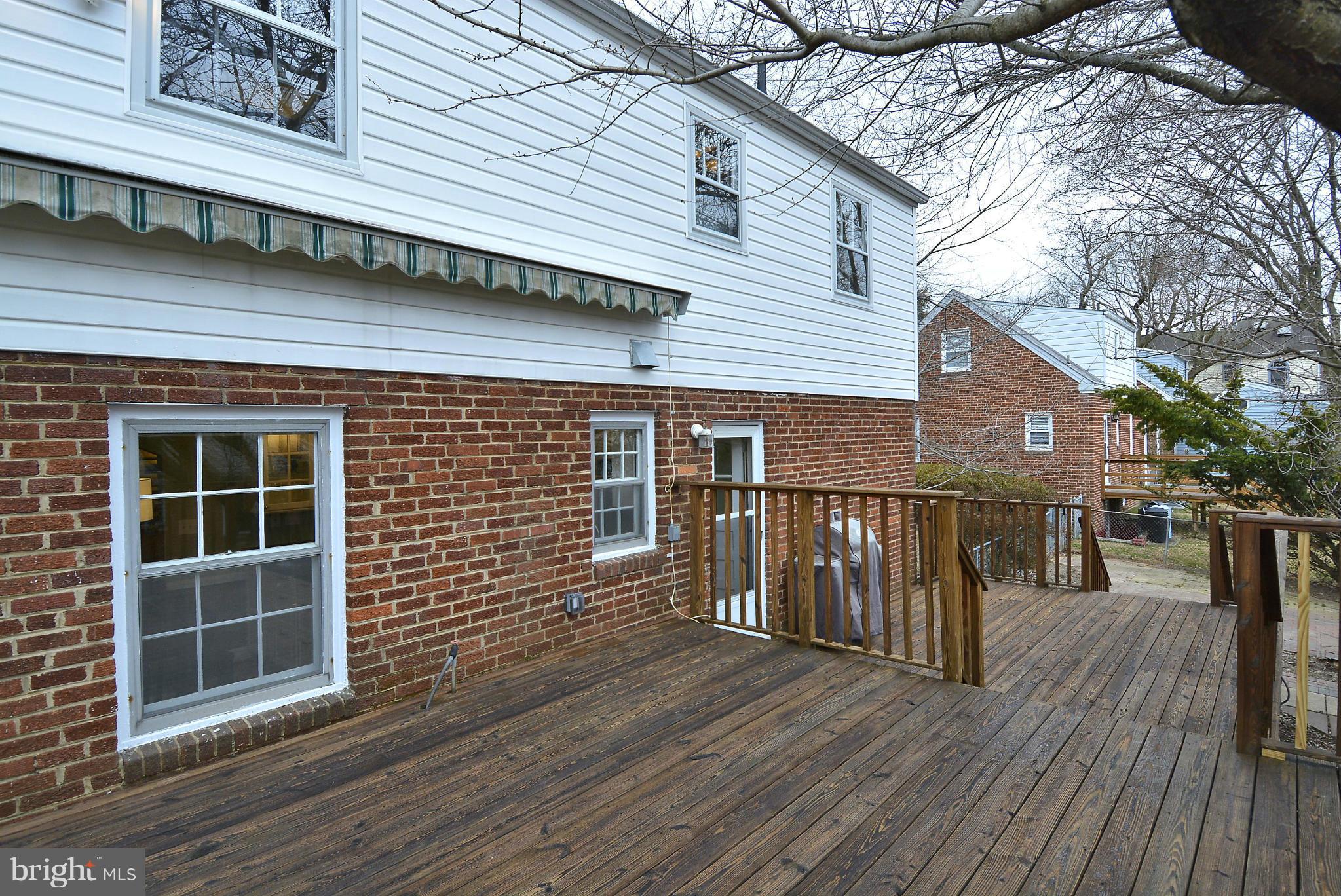 9510 Warren Street Silver Spring, MD 20910 - Photo 26 of 28 Exterior (General)