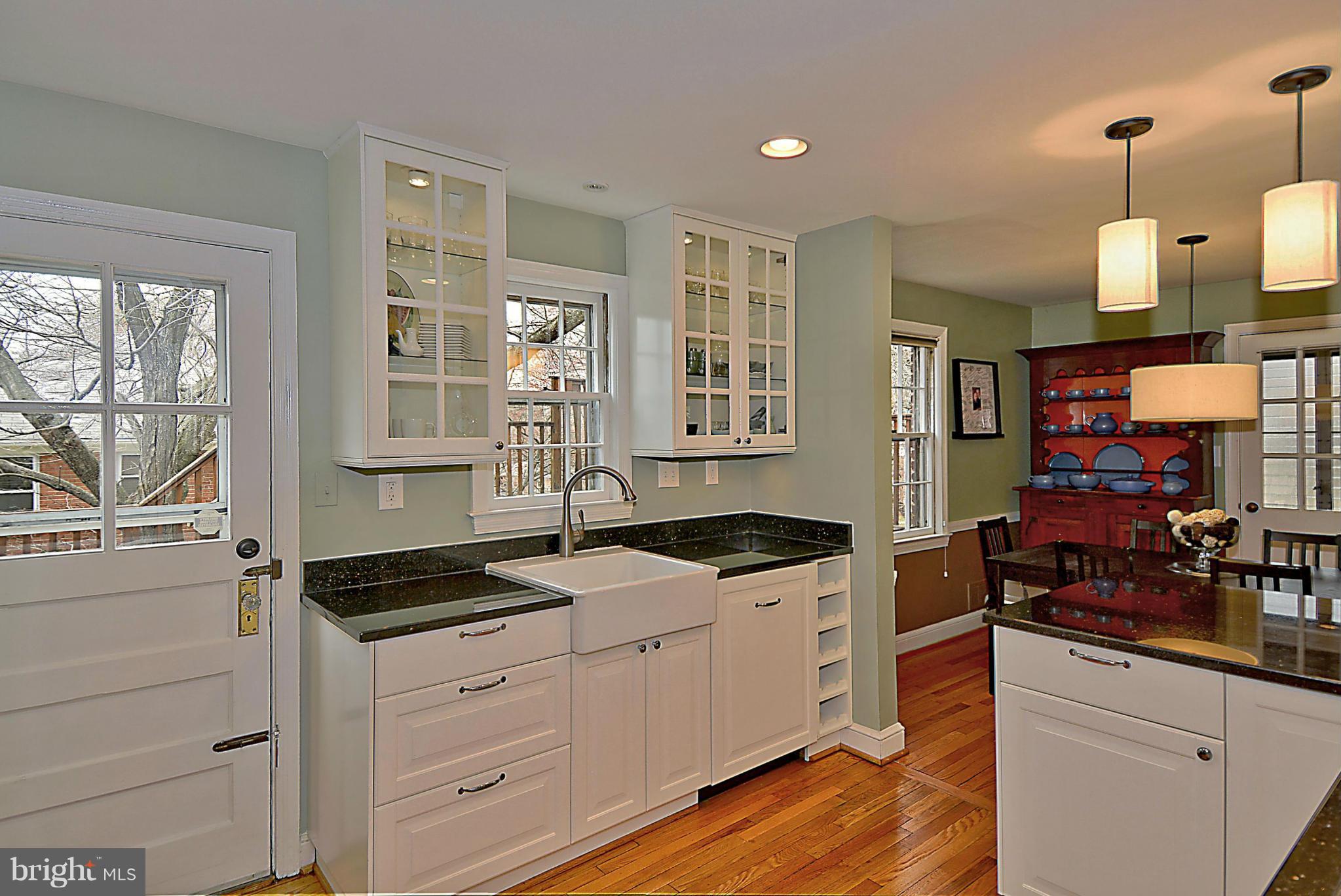 9510 Warren Street Silver Spring, MD 20910 - Photo 9 of 28 Kitchen