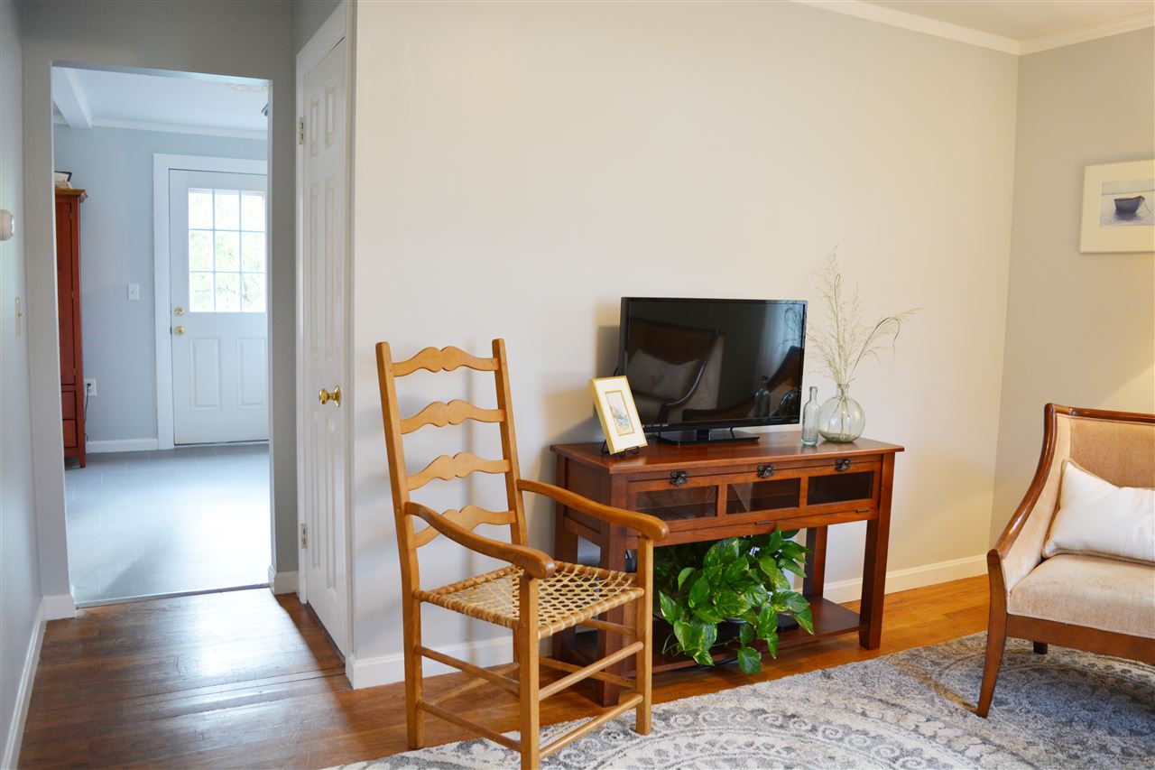 60 South Road North Hampton, NH 03862 - Photo 13 of 40