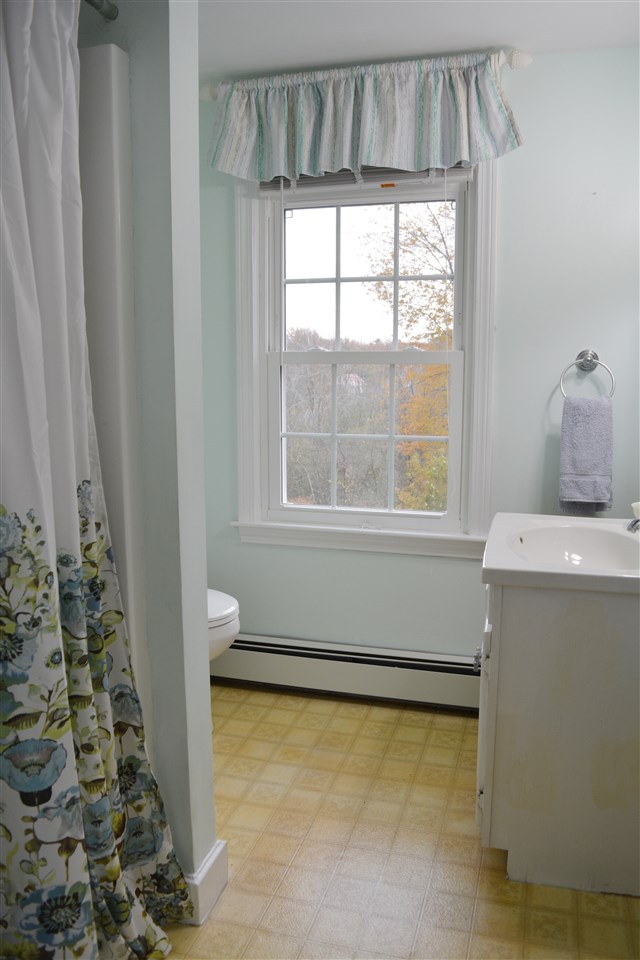 60 South Road North Hampton, NH 03862 - Photo 29 of 40