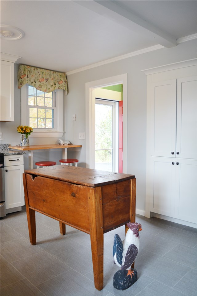60 South Road North Hampton, NH 03862 - Photo 7 of 40