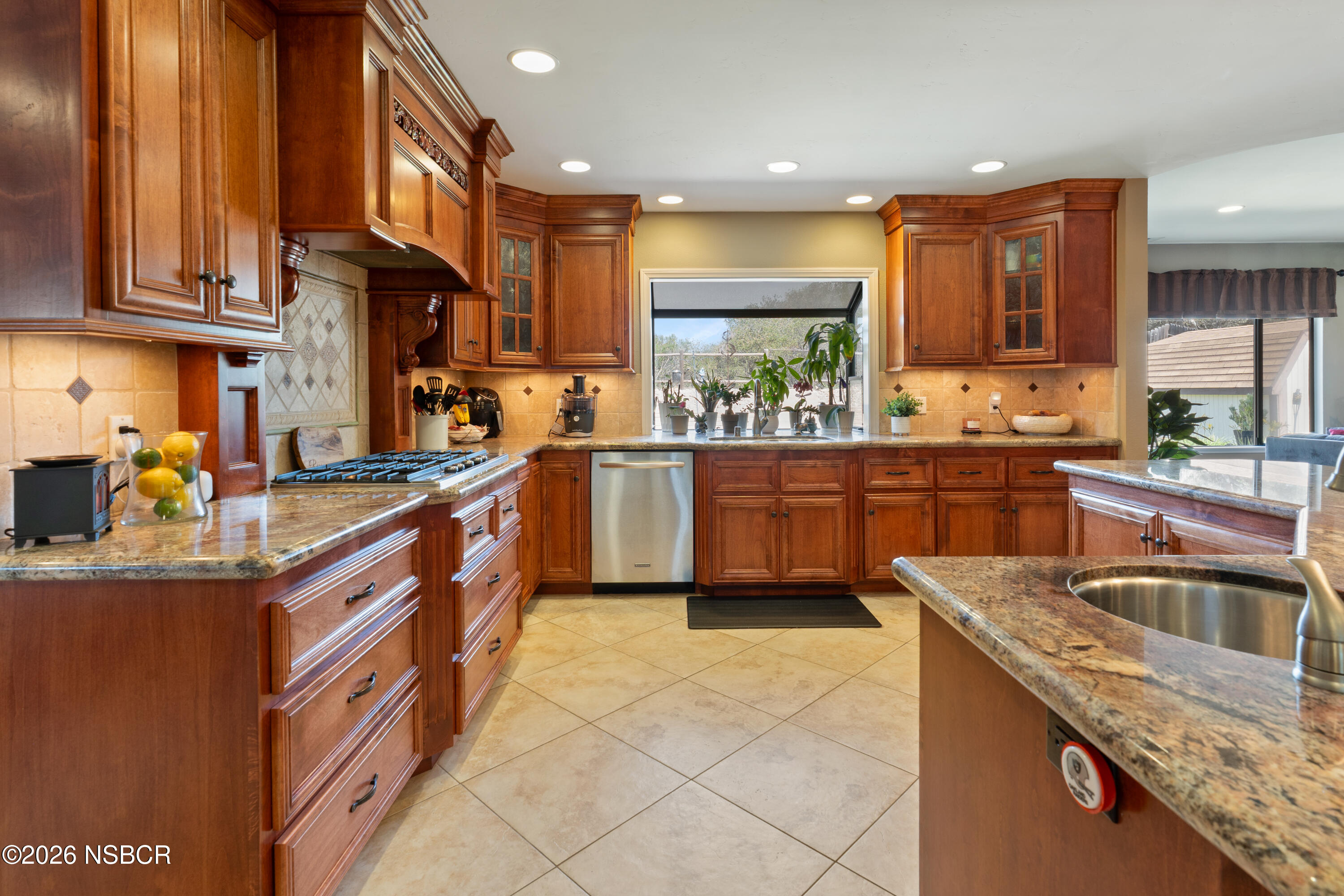 18 Galaxy Way Lompoc, CA 93436 - Photo 8 of 29 DSC02657