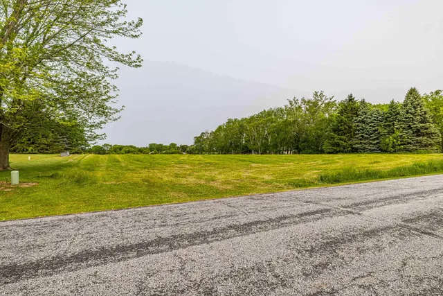 $240,000 | Lot 2-csm Oak Park, Marshall, WI 53559