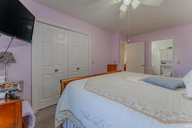 $220,000 | 20 Cobblestone Boulevard, Gas City, IN 46933