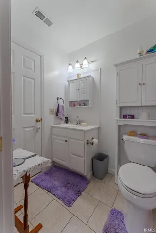 $220,000 | 20 Cobblestone Boulevard, Gas City, IN 46933