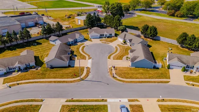 $220,000 | 20 Cobblestone Boulevard, Gas City, IN 46933