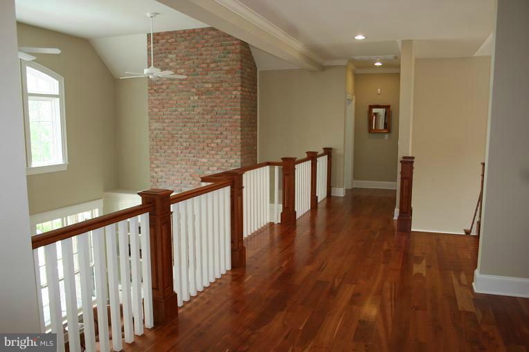 24748 New Post Road St. Michaels, MD 21663 - Photo 3 of 30 Interior (General)