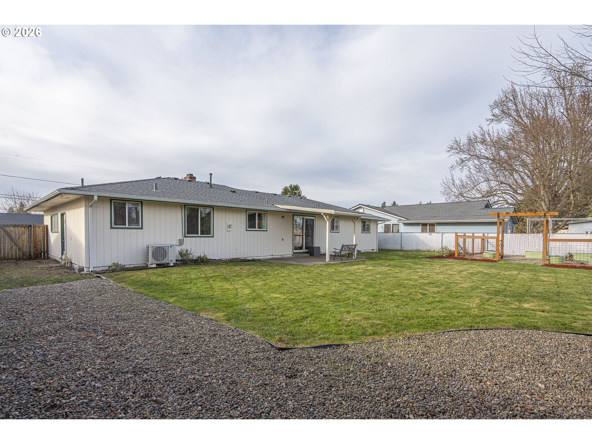 586 45th Place Northeast Salem, OR 97301 - Photo 38 of 39