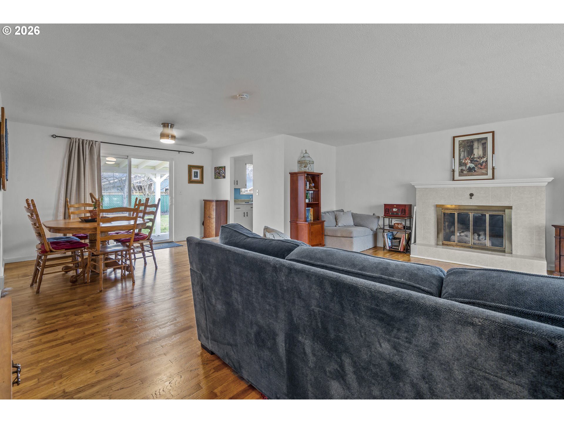 586 45th Place Northeast Salem, OR 97301 - Photo 9 of 39