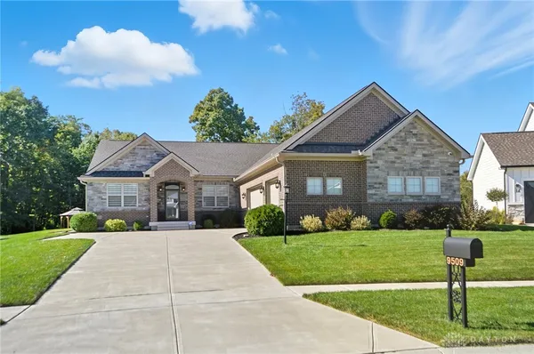 $989,900 | 9509 Monaco Circle, Dayton, OH 45458