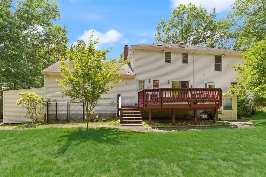 35 Castle Drive Sharon, MA 02067 - Photo 31 of 38