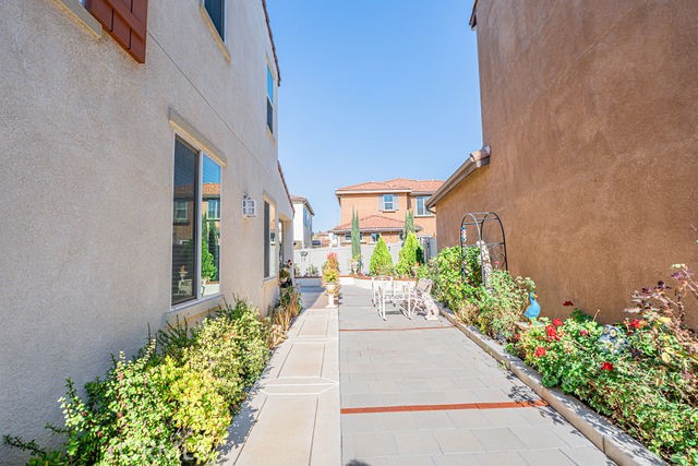 39580 Strada Pozzo Lake Elsinore, CA 92532 - Photo 6 of 67