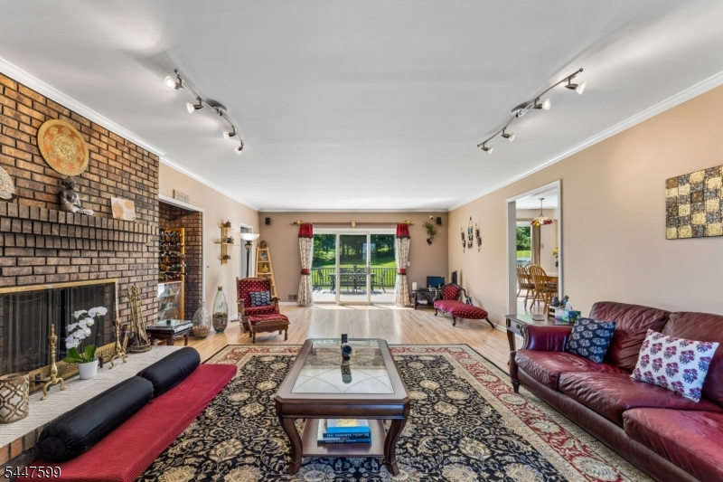 20 East Ridge Road Skillman, NJ 08558 - Photo 7 of 41