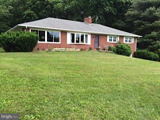 2246 Ridge Road Westminster, MD 21157 - Photo 2 of 30 Exterior (Front)
