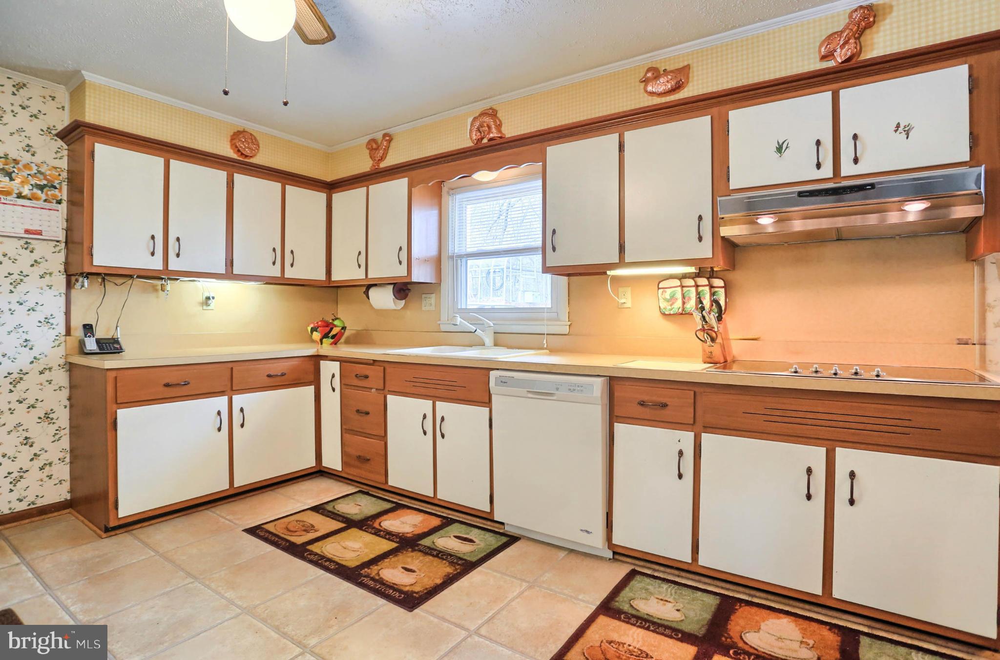 2246 Ridge Road Westminster, MD 21157 - Photo 6 of 30 Kitchen