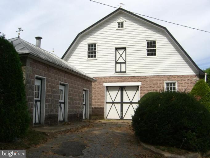 Barn