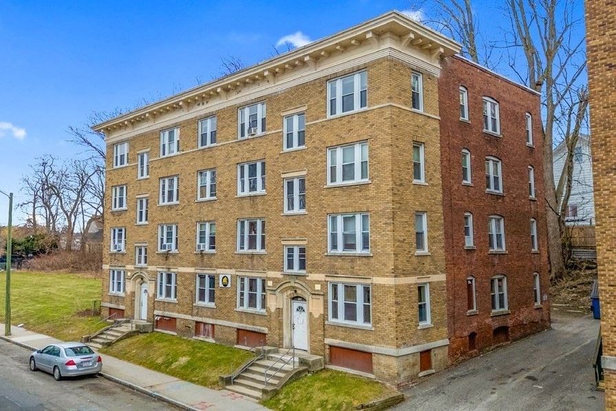 236-240 Locust Street Springfield, MA 01108 - Photo 2 of 22