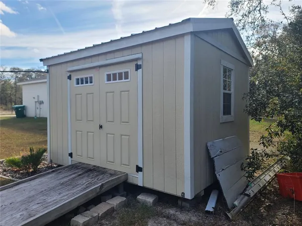 a view of a bathroom