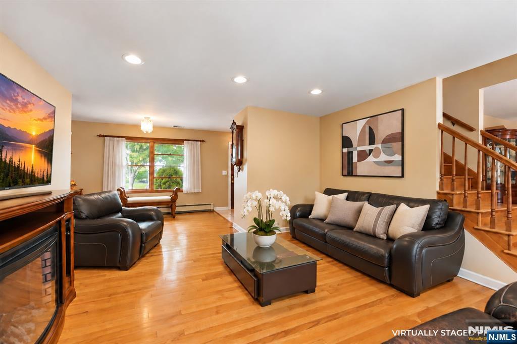 116 Pyle Street Oradell, NJ 07649 - Photo 5 of 38 Gallery Image 5