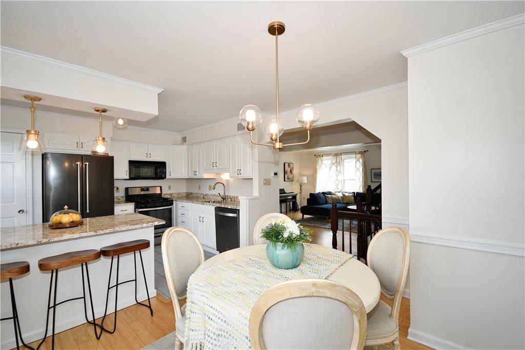 35 Hemingway Street Pittsburgh, PA 15213 - Photo 6 of 25 Gallery Image 6