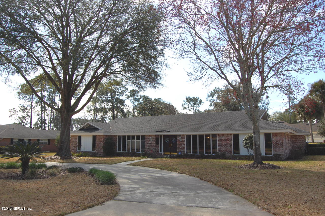 8187 Pine Lake Road Jacksonville, FL 32256 - Photo 1 of 27 Front