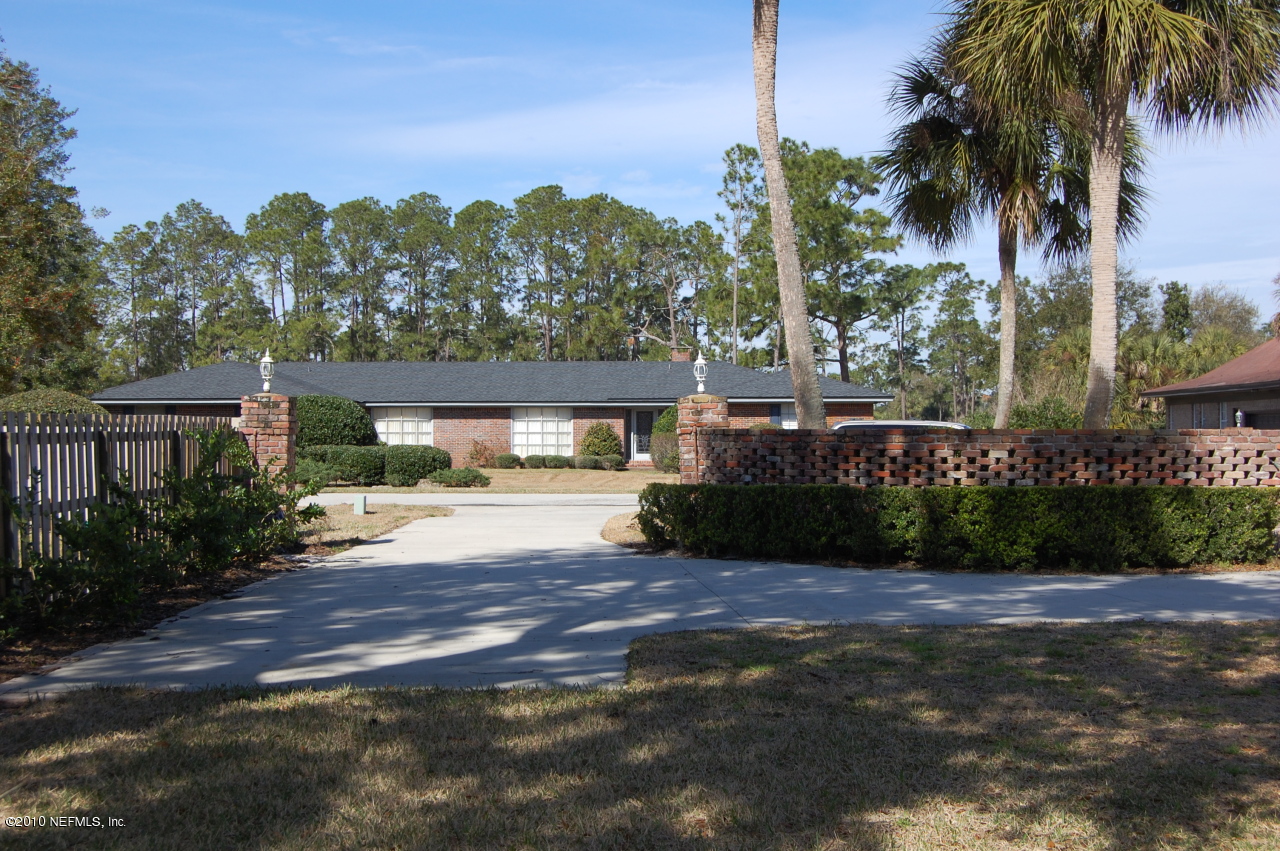 8187 Pine Lake Road Jacksonville, FL 32256 - Photo 2 of 27 Front View
