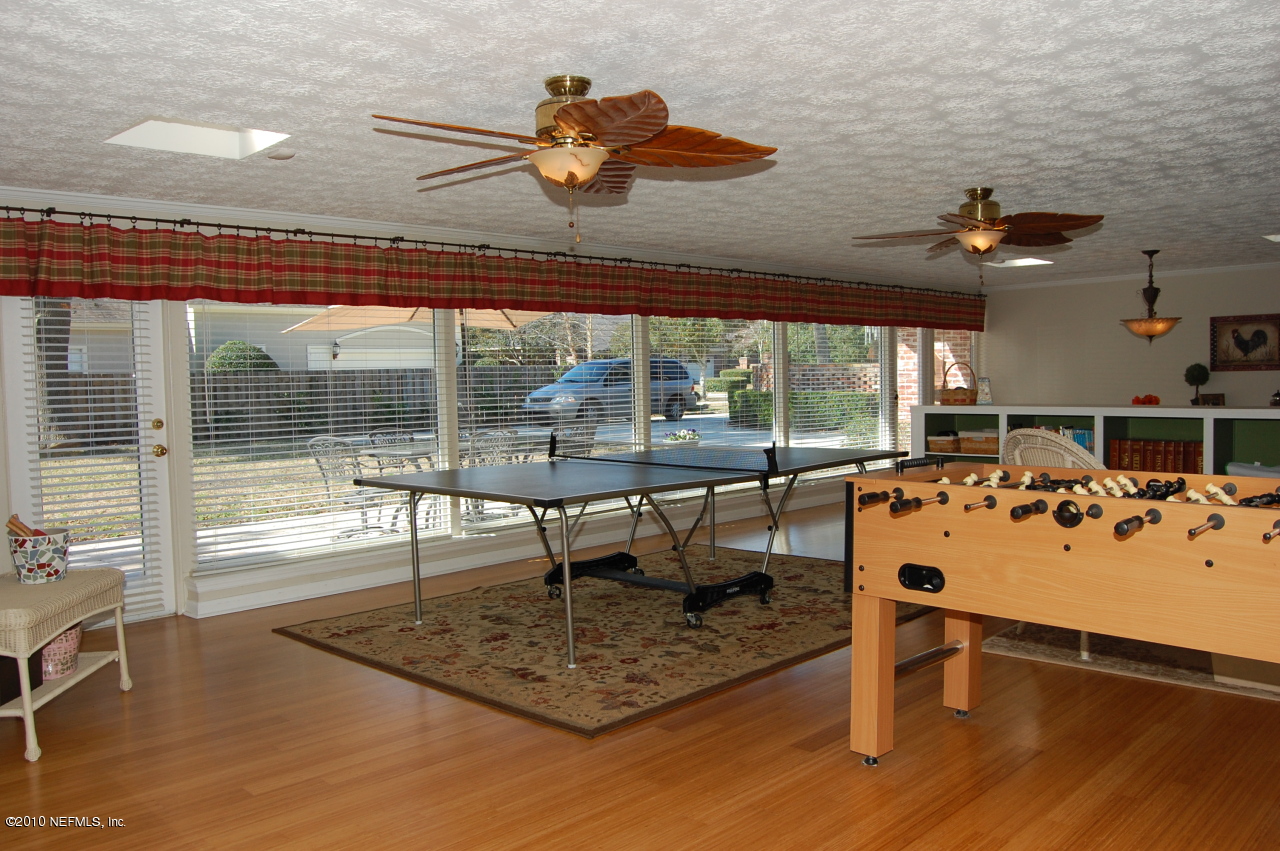 8187 Pine Lake Road Jacksonville, FL 32256 - Photo 25 of 27 Gameroom