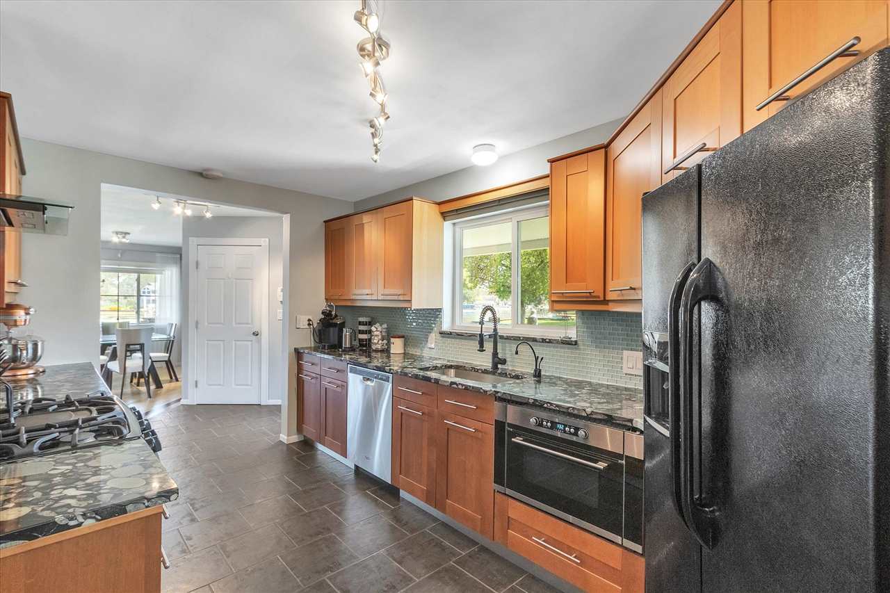 32785 Sutton Road New Baltimore, MI 48047 - Photo 19 of 62 50054218-18.JPG
