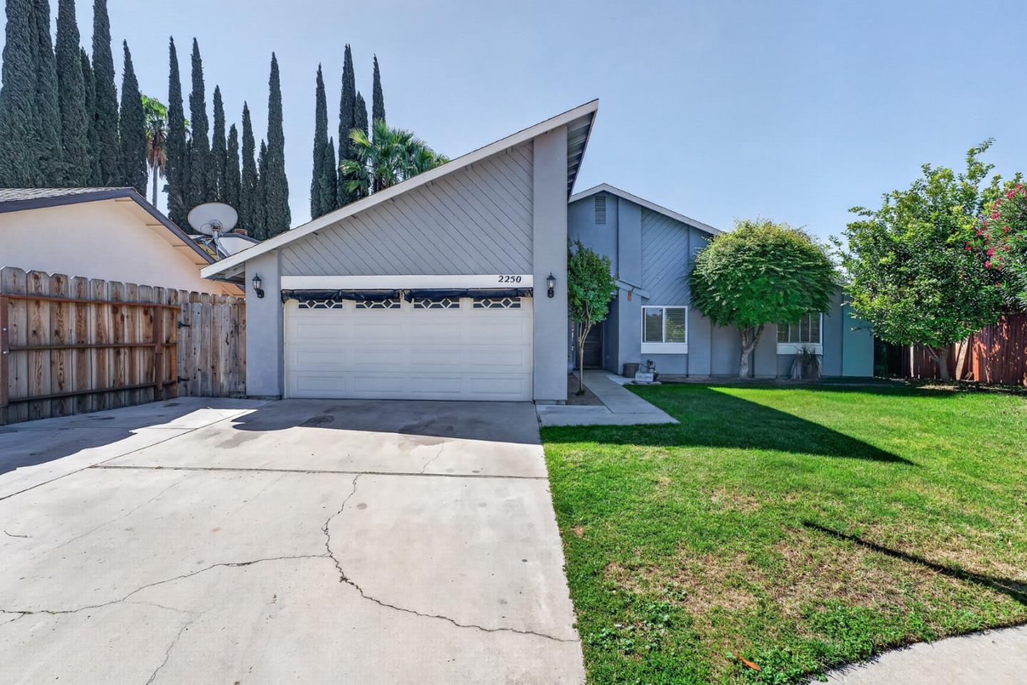2250 Solitude Lane Turlock, CA 95380 - Photo 1 of 21