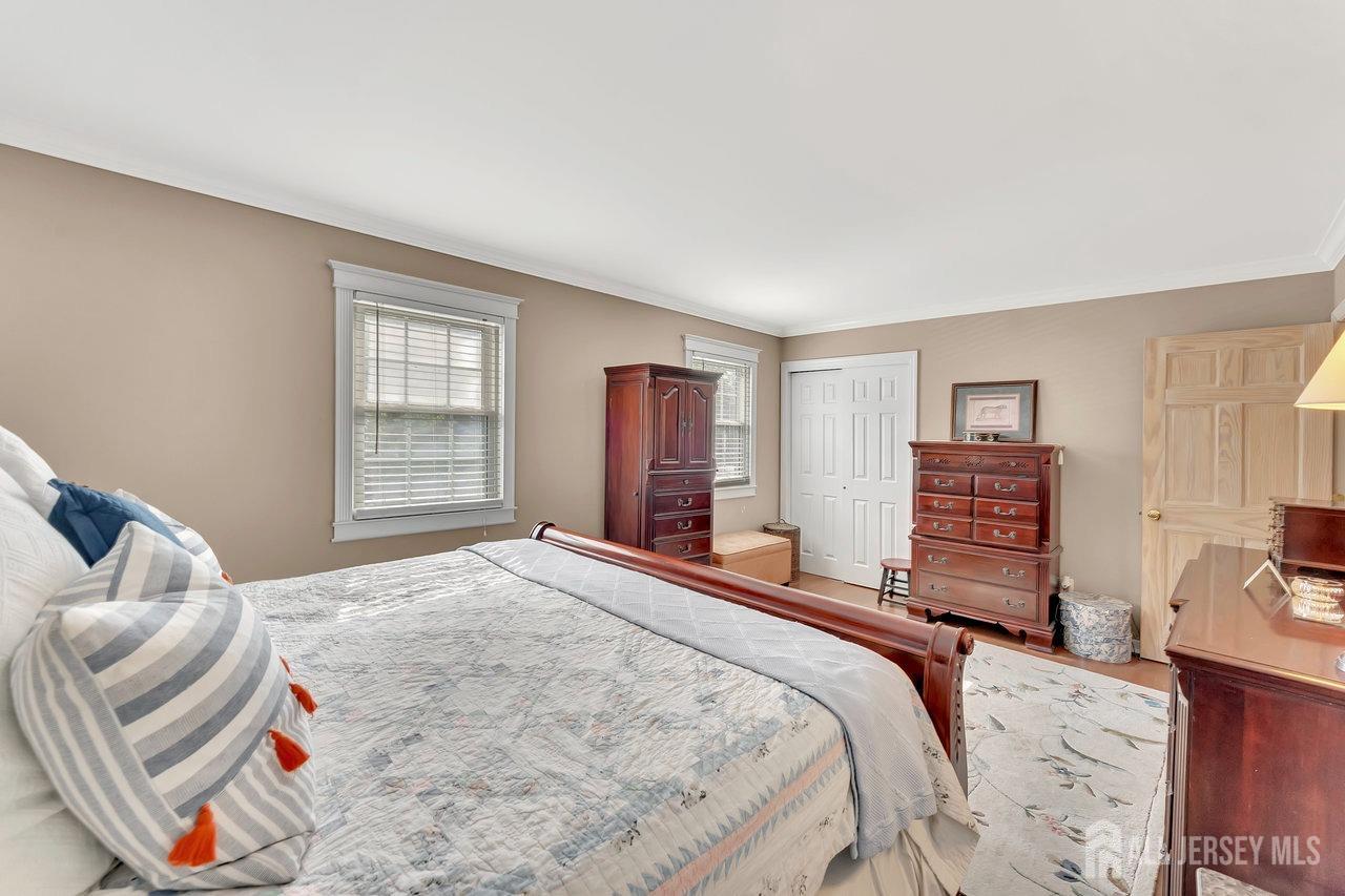 309 Rector Street Perth Amboy, NJ 08861 - Photo 9 of 43 Gallery Image 9