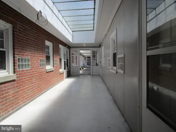 a view of a pathway with an empty space