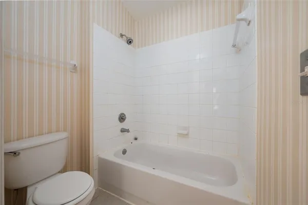 $239,000 | 10000 Southwest 52nd Avenue, Unit 188, Gainesville, FL 32608