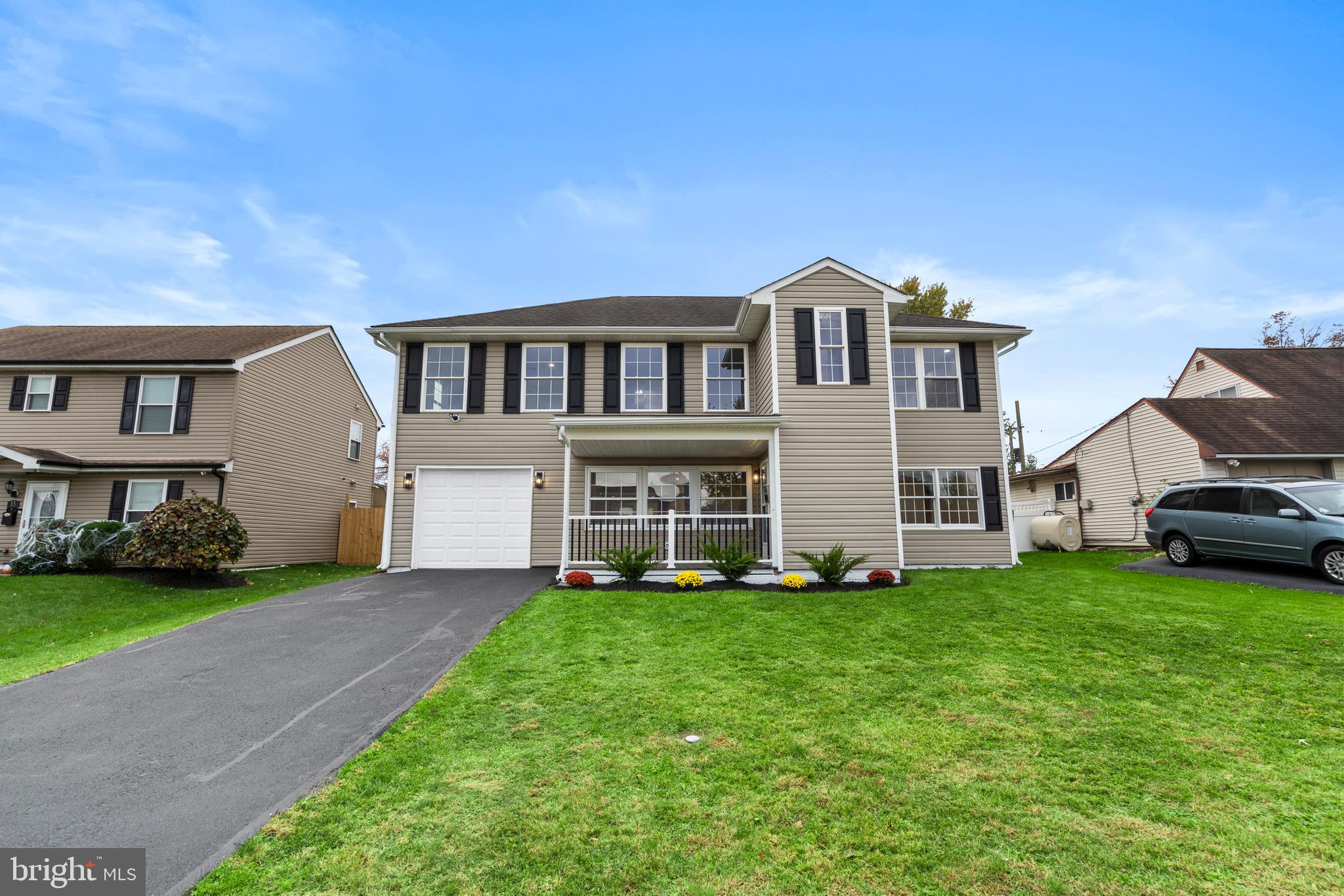 19 Prunewood Road Levittown, PA 19056 - Photo 2 of 48 Gallery Image 2