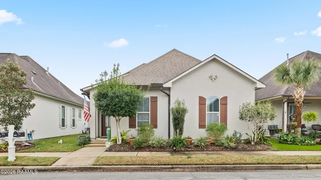 $239,000 | 116 Laurel Grove Boulevard, Youngsville, LA 70592